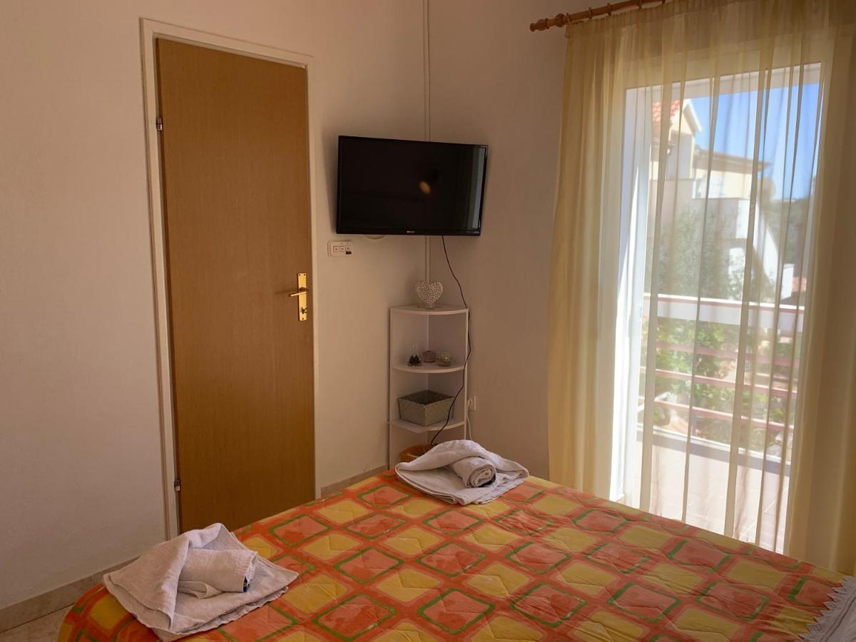 Apartments Ema Сали Экстерьер фото
